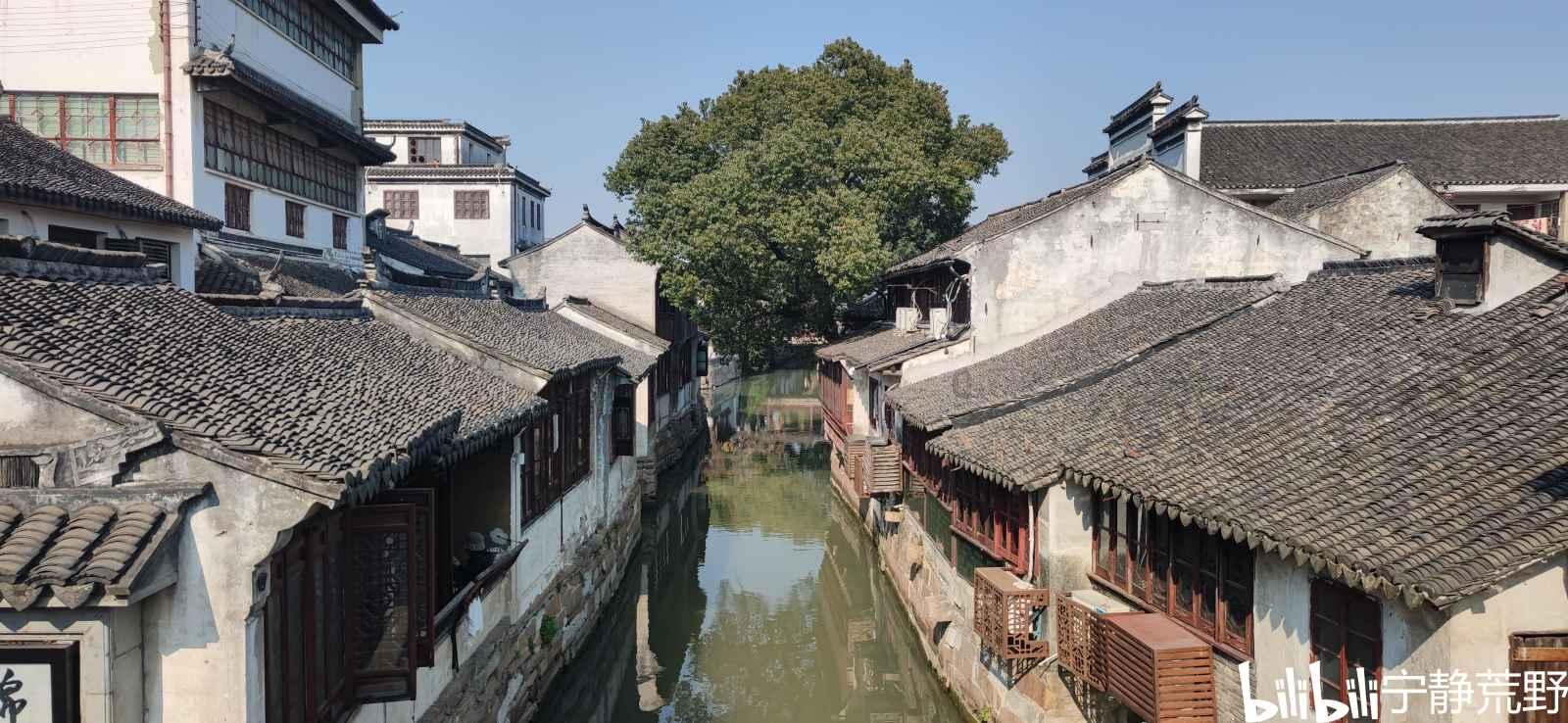 简述路易十四建造凡尔赛宫的原因游戏画面